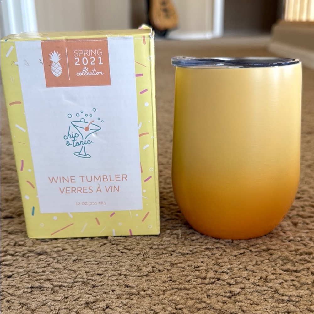 Chic & Tonic Wine Tumbler in Peach Ombre